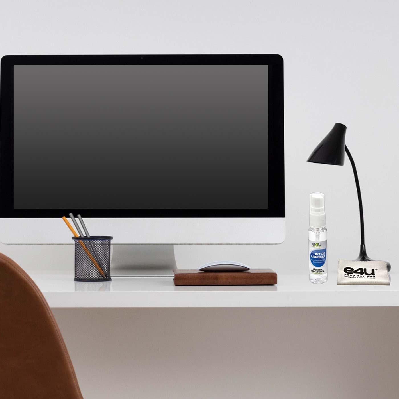 Kit de limpieza E4U con Paño de Microfibra Kit de limpieza E4U con Paño de Microfibra